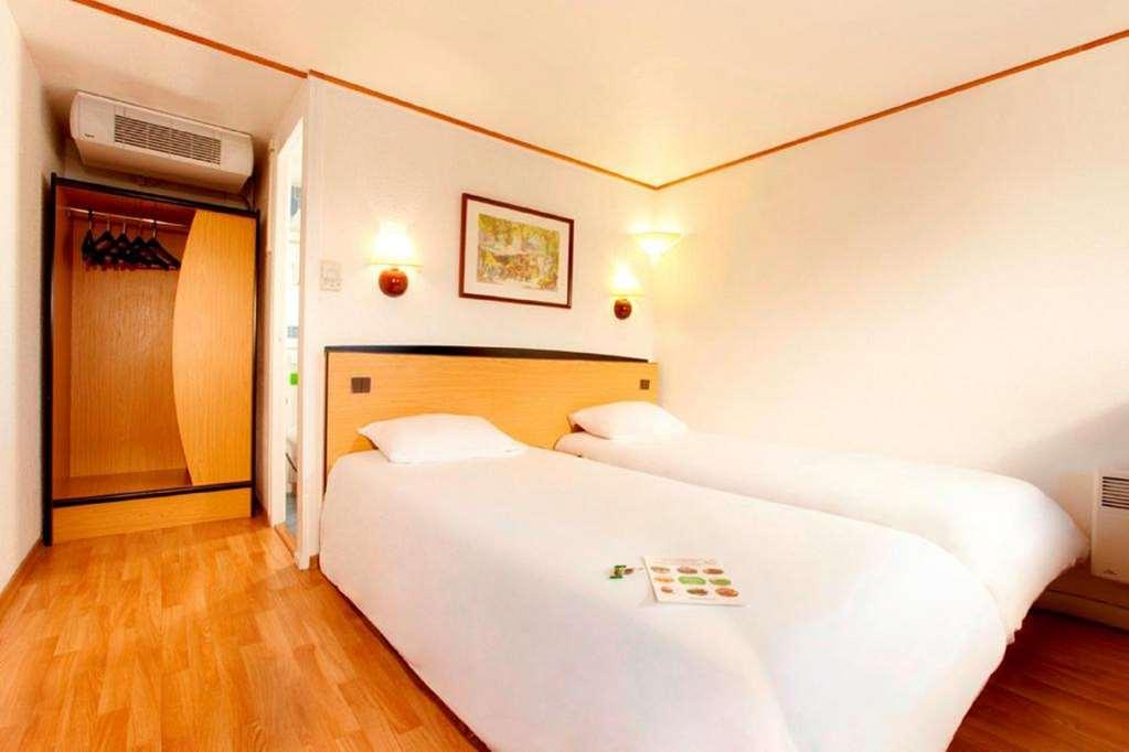 Campanile Clermont-ferrand ~ Hotel